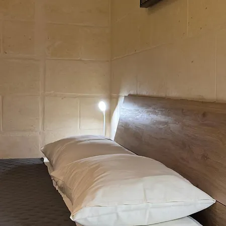 Dar Il-wied * Ghajn il-Kbira (Gozo)