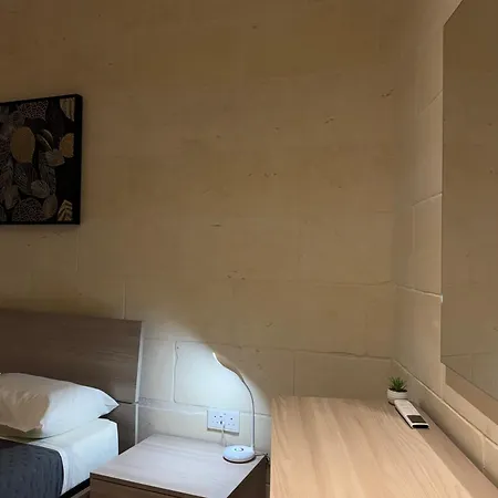 Dar Il-wied Ghajn il-Kbira (Gozo)